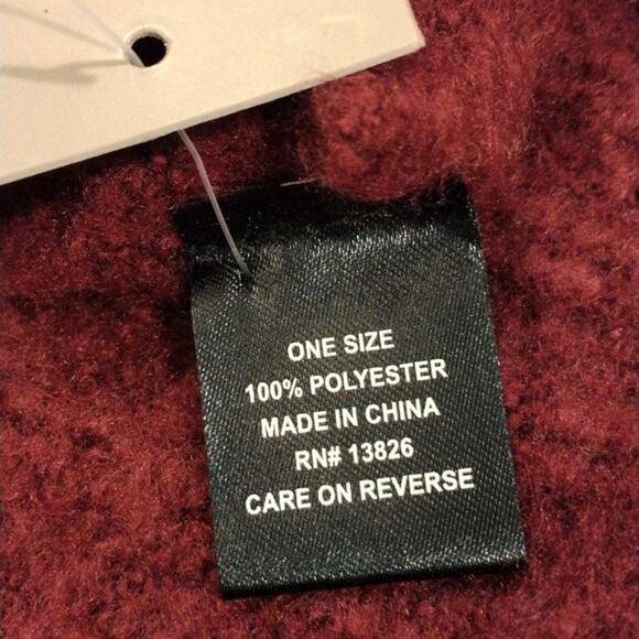 Wrap Scarf 80" x 19" Shoulder Wrap Maroon Red Lightweight NWT SUPER SOFT & COZY - Picture 2 of 5